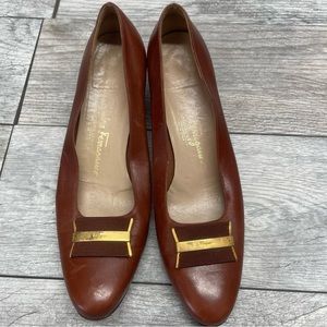 Salvatore Ferragamo Vara Bow Shoes Pumps Black Luxury Designer 9.5 AA.